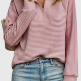 Helene | Κρεμ ζέρσεϊ με V λαιμόκοψη και ντεκολτέ