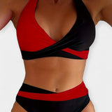 Μπικίνι με Σταυρωτή Λαιμόκοψη