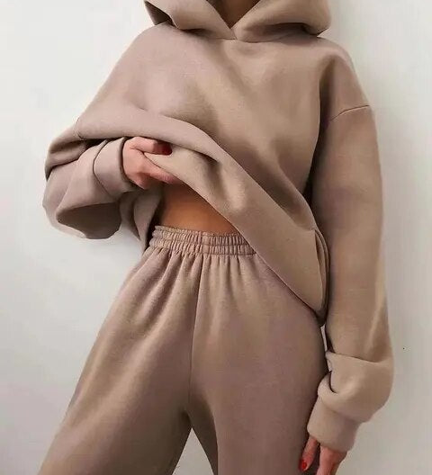 Maria - Σετ φούτερ με κουκούλα και παντελόνι φόρμας