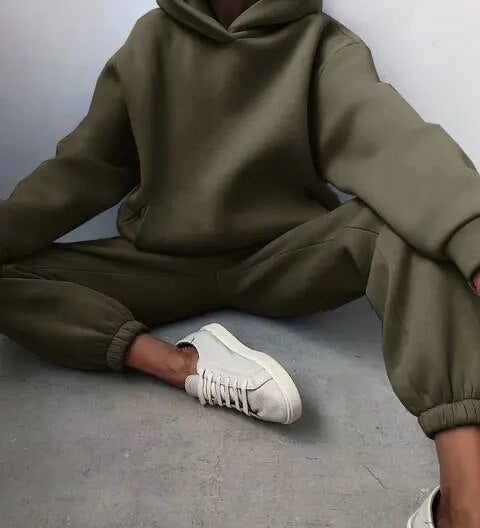 Maria - Σετ φούτερ με κουκούλα και παντελόνι φόρμας