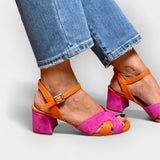 Σανδάλια με Σταθερό Τακούνι και Μοντέρνα Χρώματα